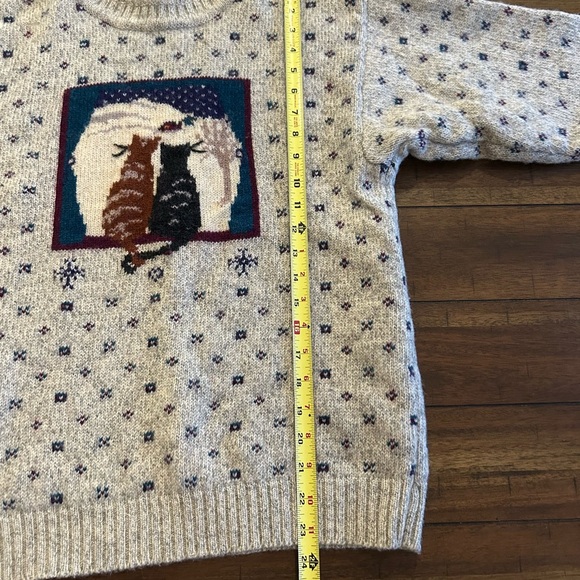 The Woolrich Woman Vintage Tan Wool Pullover Sweater Cat in Window Size Small - Picture 8 of 9